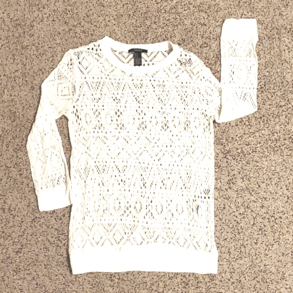 NWOT Forever21 Long Sleeve Pullover Knit Eyelett Lace Sweater